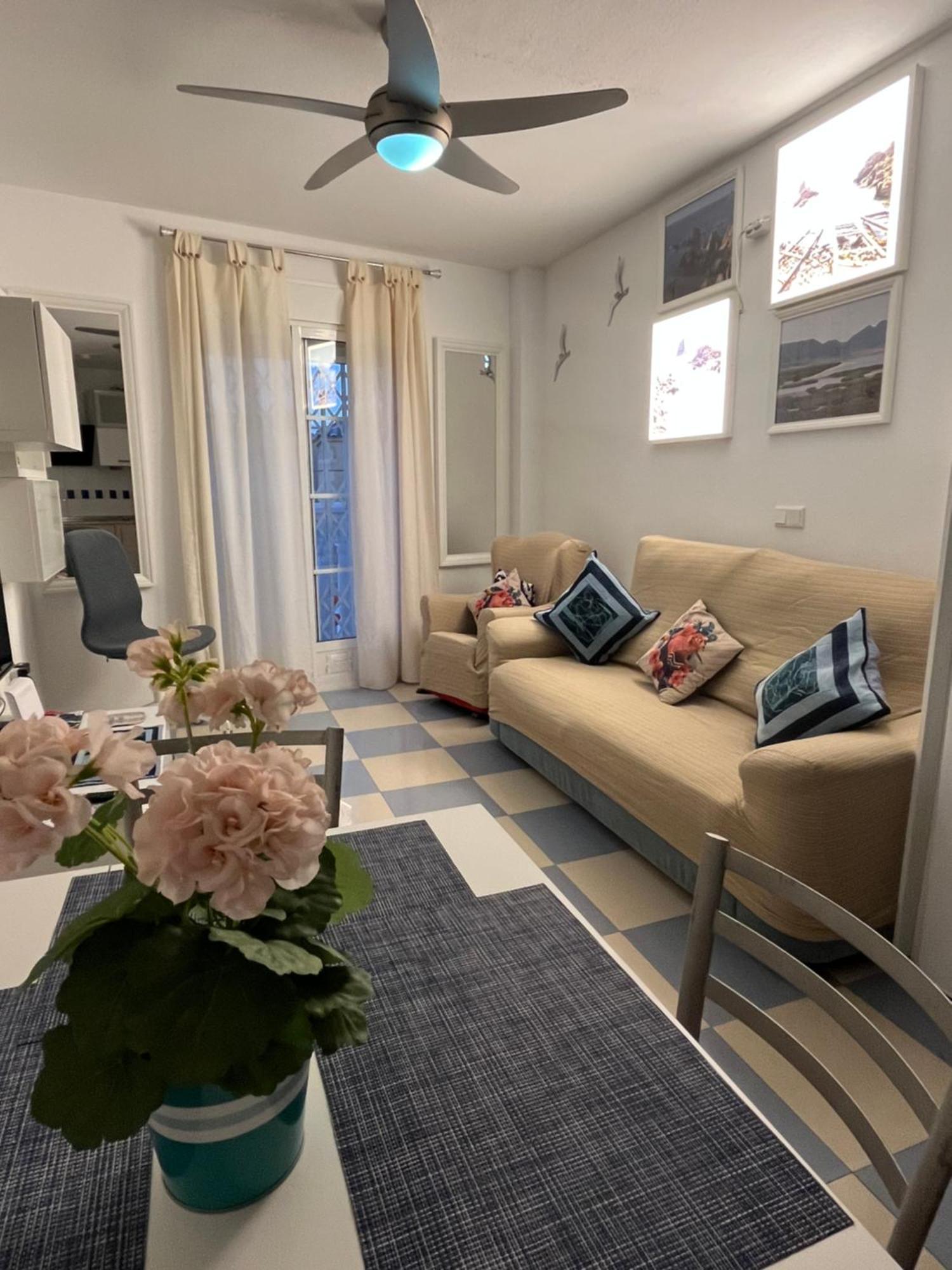 Fantastisches Apartment Am Meer Roquetas de Mar Dış mekan fotoğraf